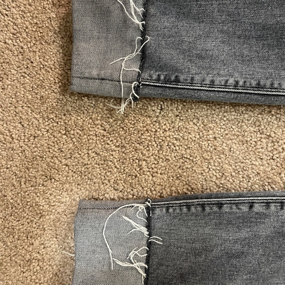 Woman’s size 27 jeans - Picture 4 of 7